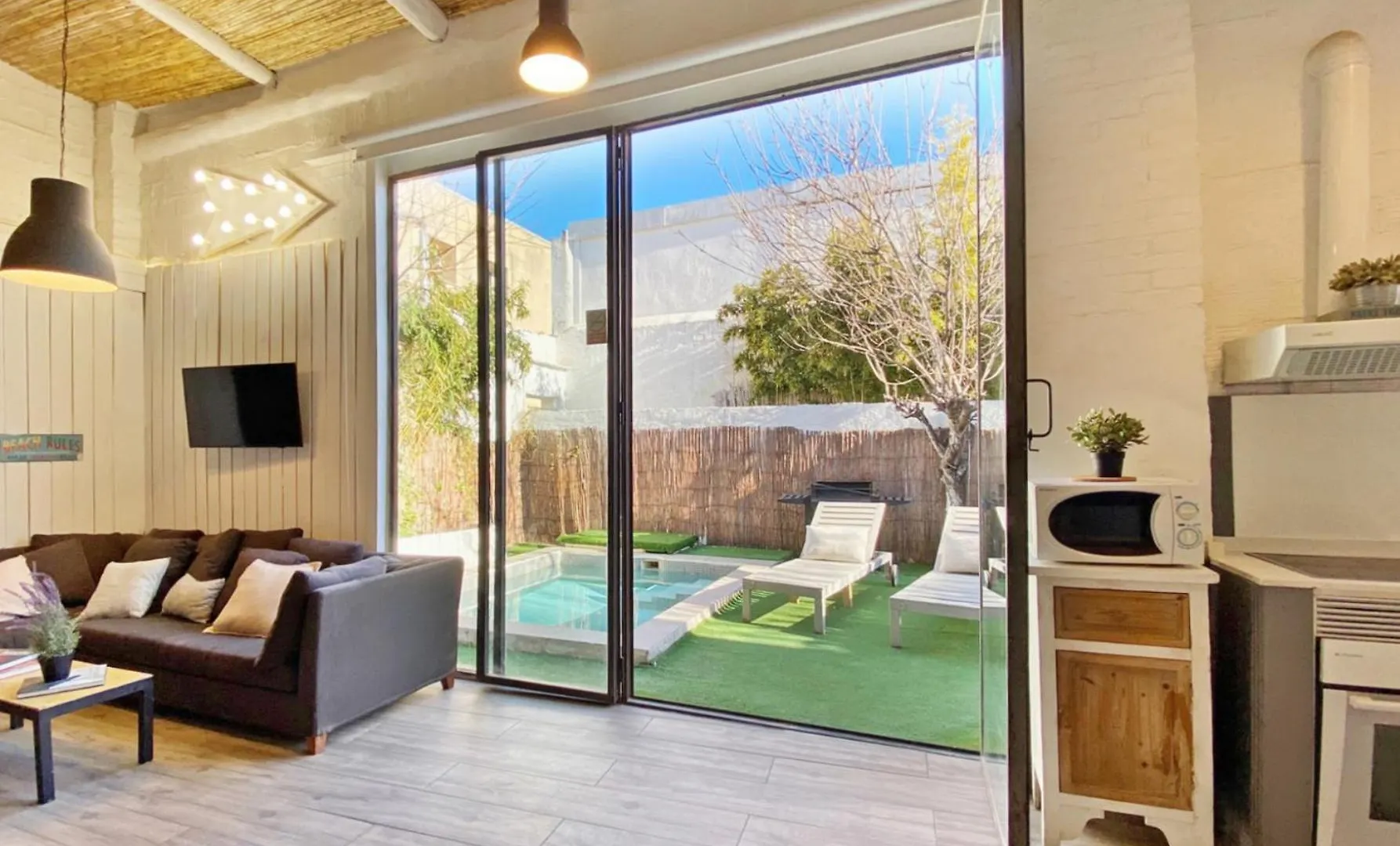 Fridays Flats Casa Lavander Barcelona Villa